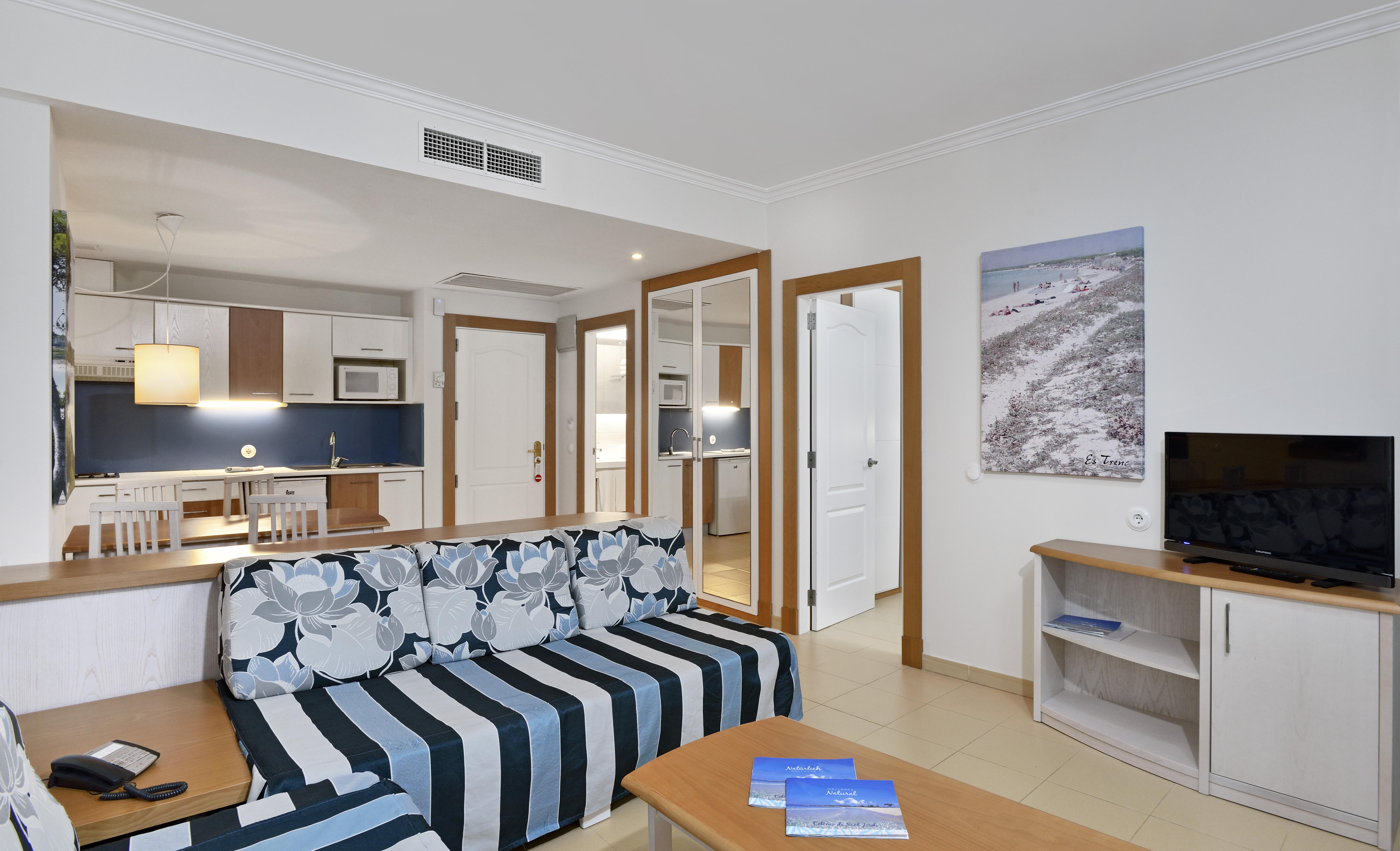 Aparthotel Isla De Cabrera Colonia de Sant Jordi Esterno foto