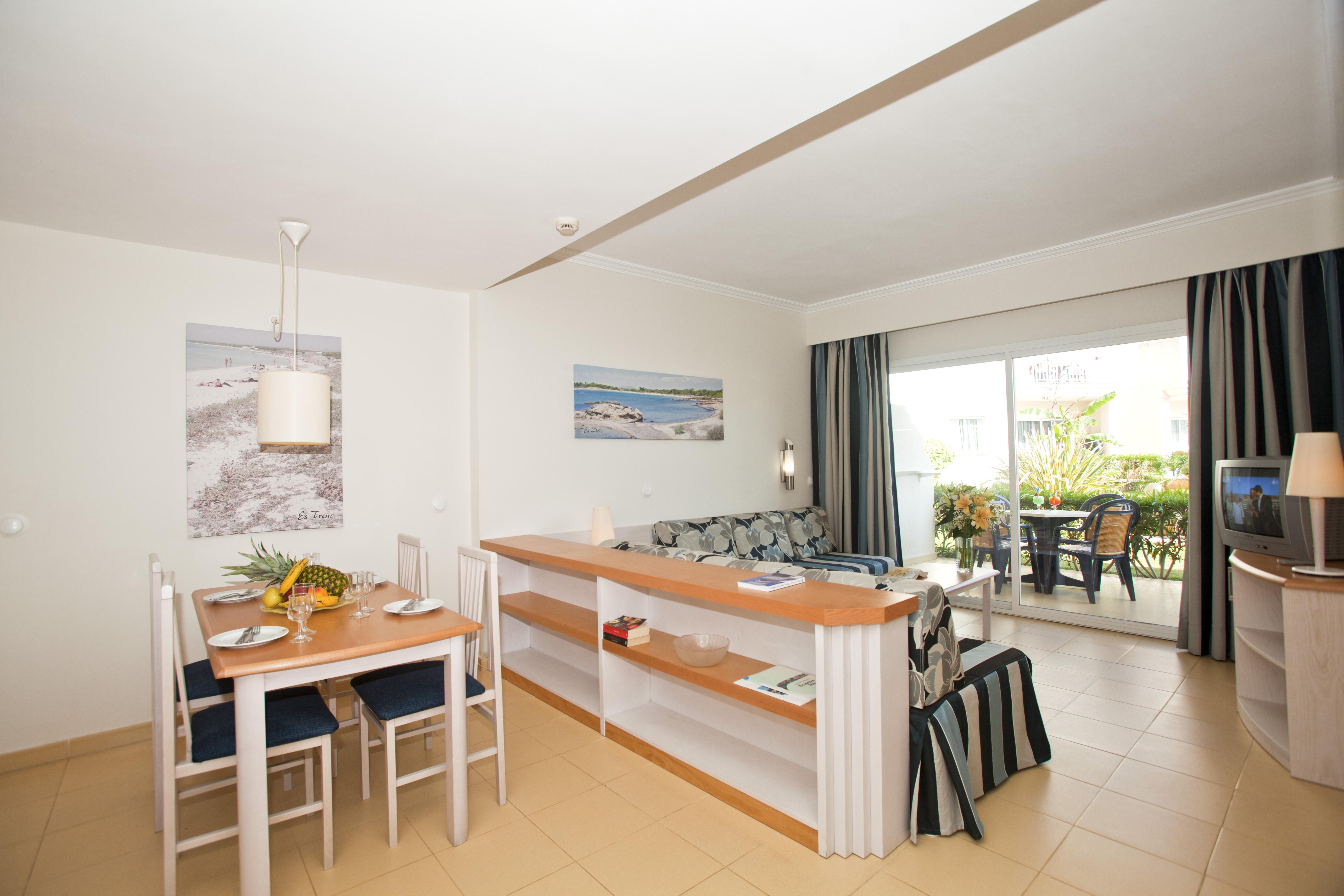 Aparthotel Isla De Cabrera Colonia de Sant Jordi Esterno foto