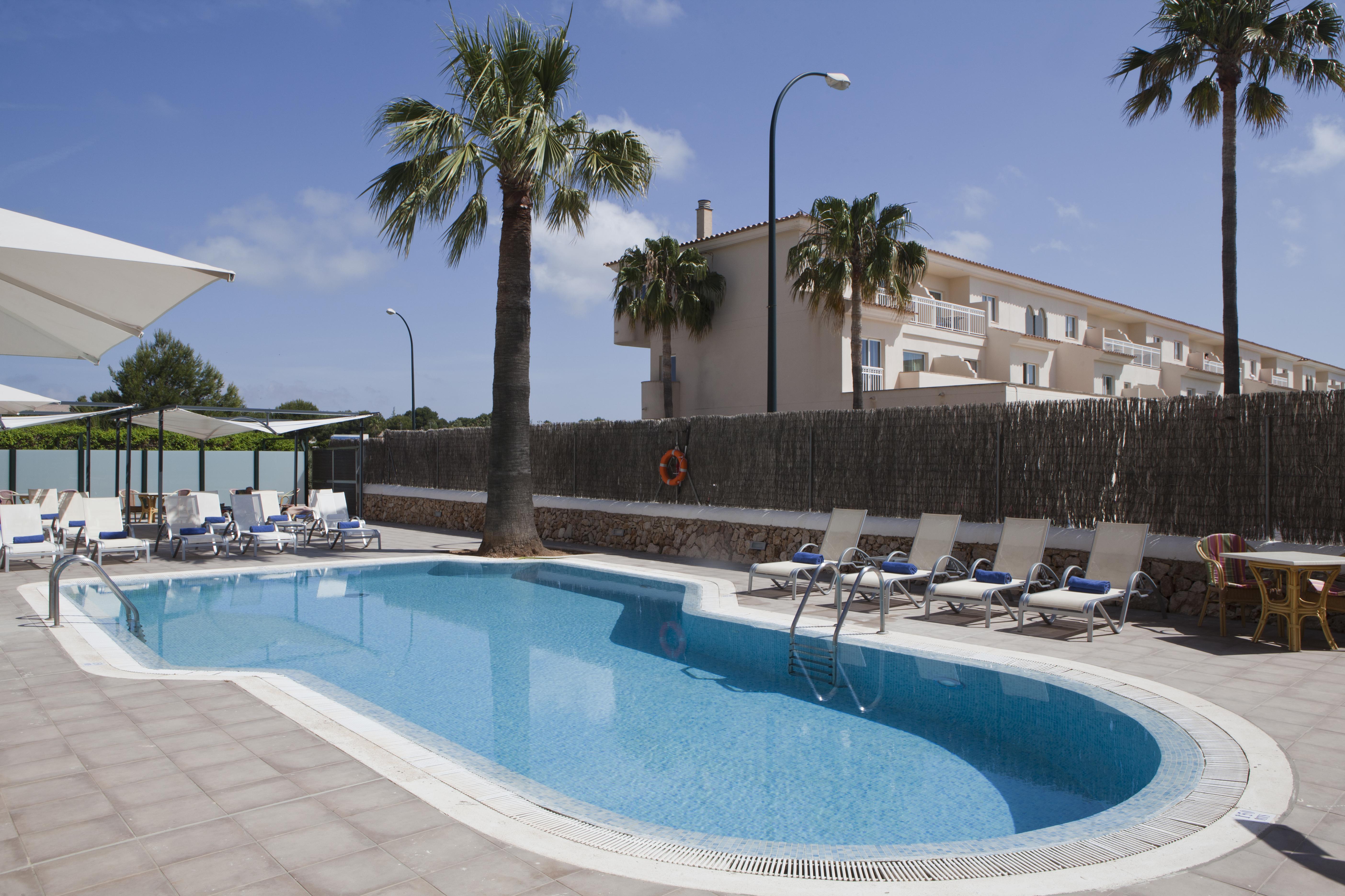 Aparthotel Isla De Cabrera Colonia de Sant Jordi Esterno foto